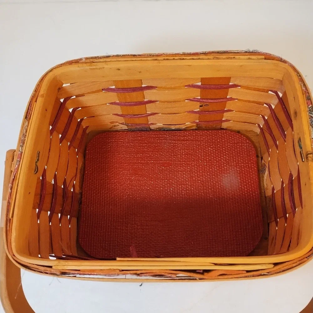 Sewing Basket Single Handle Woven Wood With Fabric Covered‎ Lid Red 8x7x5